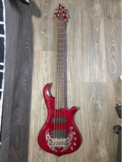 Traben Array Limited 5-string bass guitar