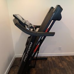 Proform Carbon T10 Treadmill for Sale in Phoenix AZ OfferUp