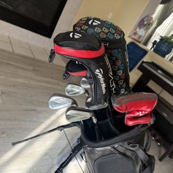 Taylormade Stealth Golf Set With Scotty Cameron Putter