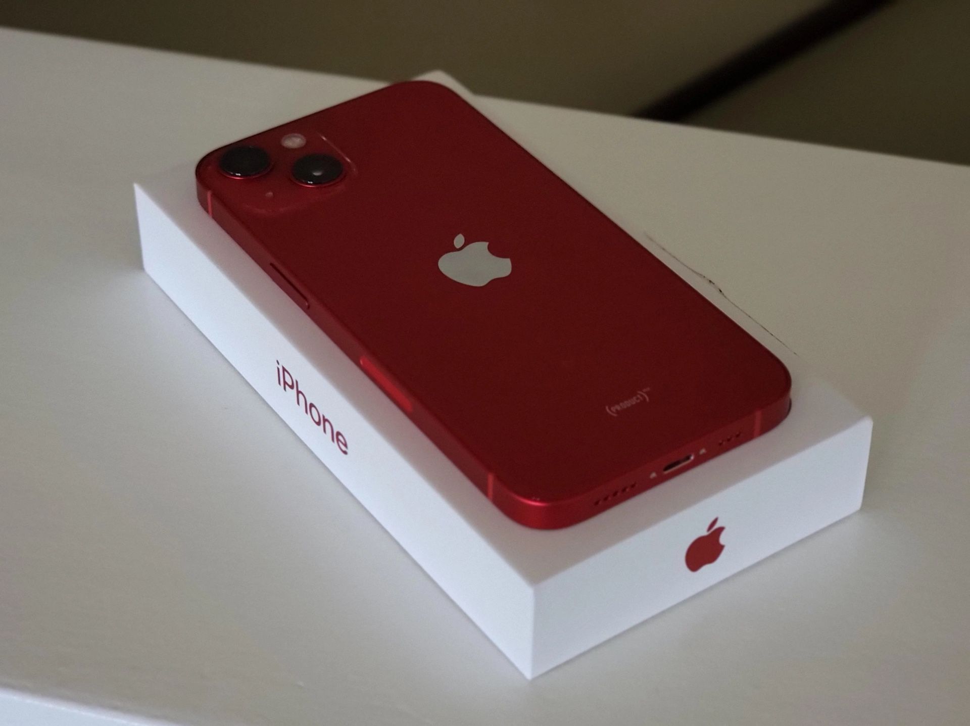 【新品未開封】iPhone 13 256GB PRODUCT RED