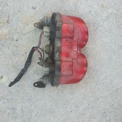 Tail light comes off 2002 zx900