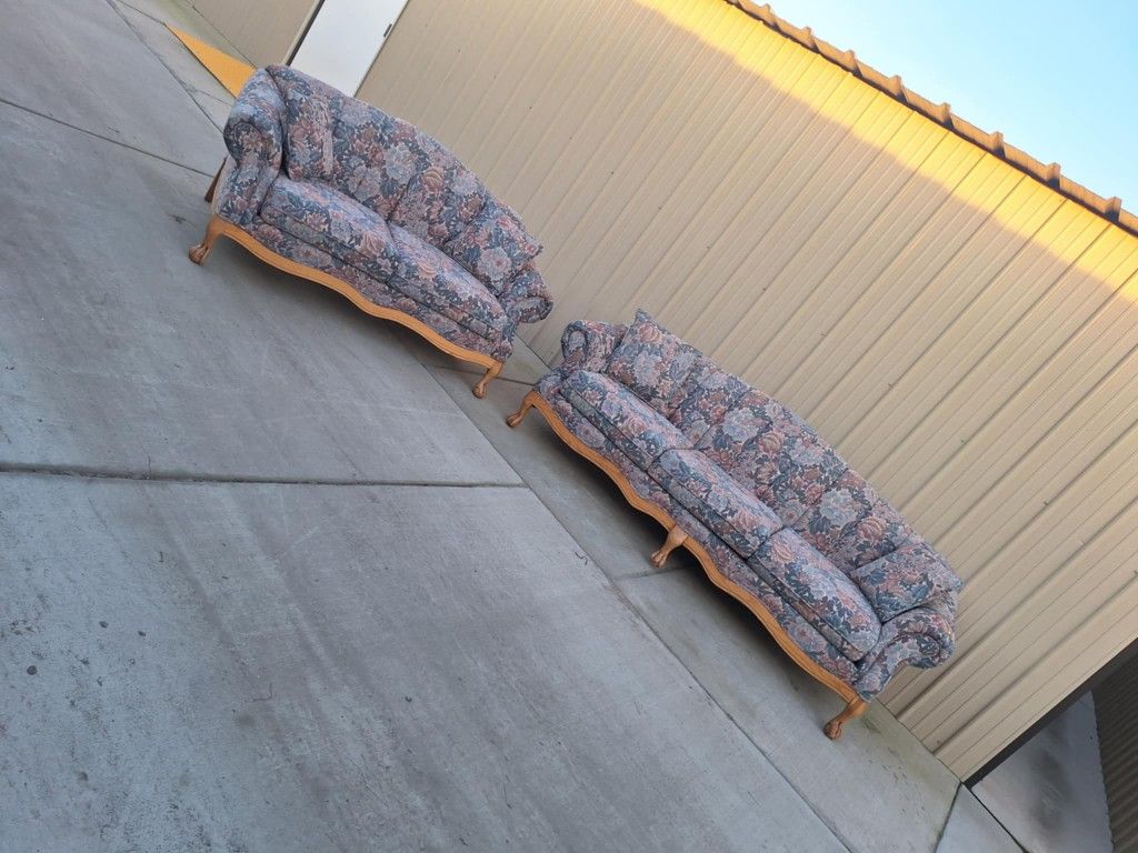 Sofa And Loveseat In Great Condition Like New