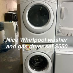 Nice Whirlpool Washer And Gas Dryer Set 
