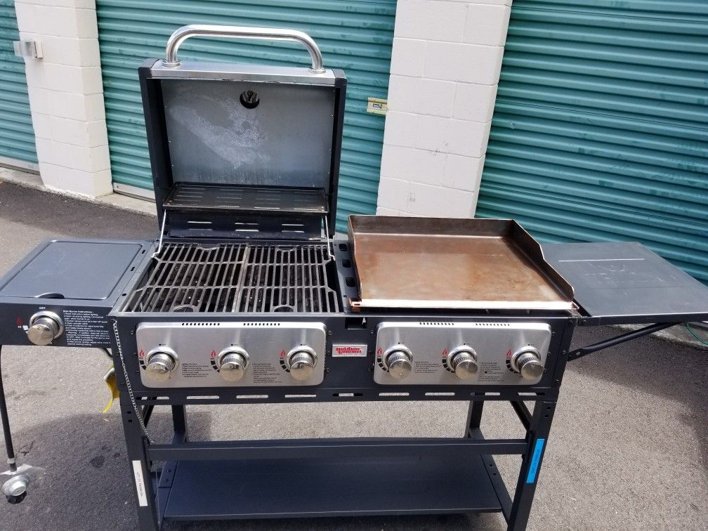Outdoor Gourmet Triton 7Burner Propane Grill and Griddle Combo for