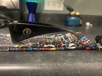 Electric sunglasses