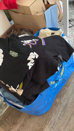 Bag of men  clothes size L Lott of good stuff