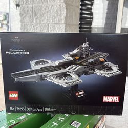 LEGO  Helicarrier (76295) – New in Box