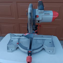 Rigid 10" Table Saw