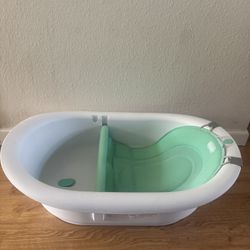 Frida Baby 4 in 1 Grow With Me Baby Bathtub