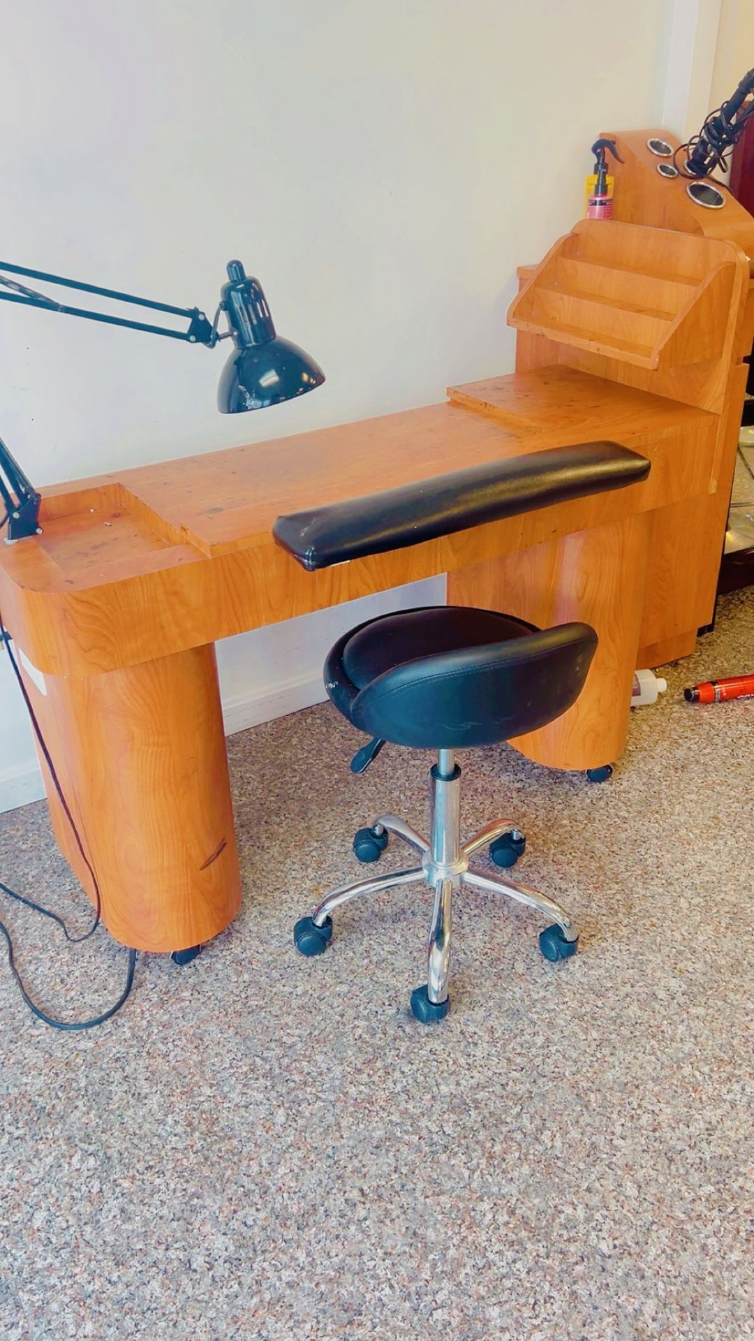Nail Table