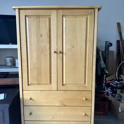 Wood Entertainment Center 