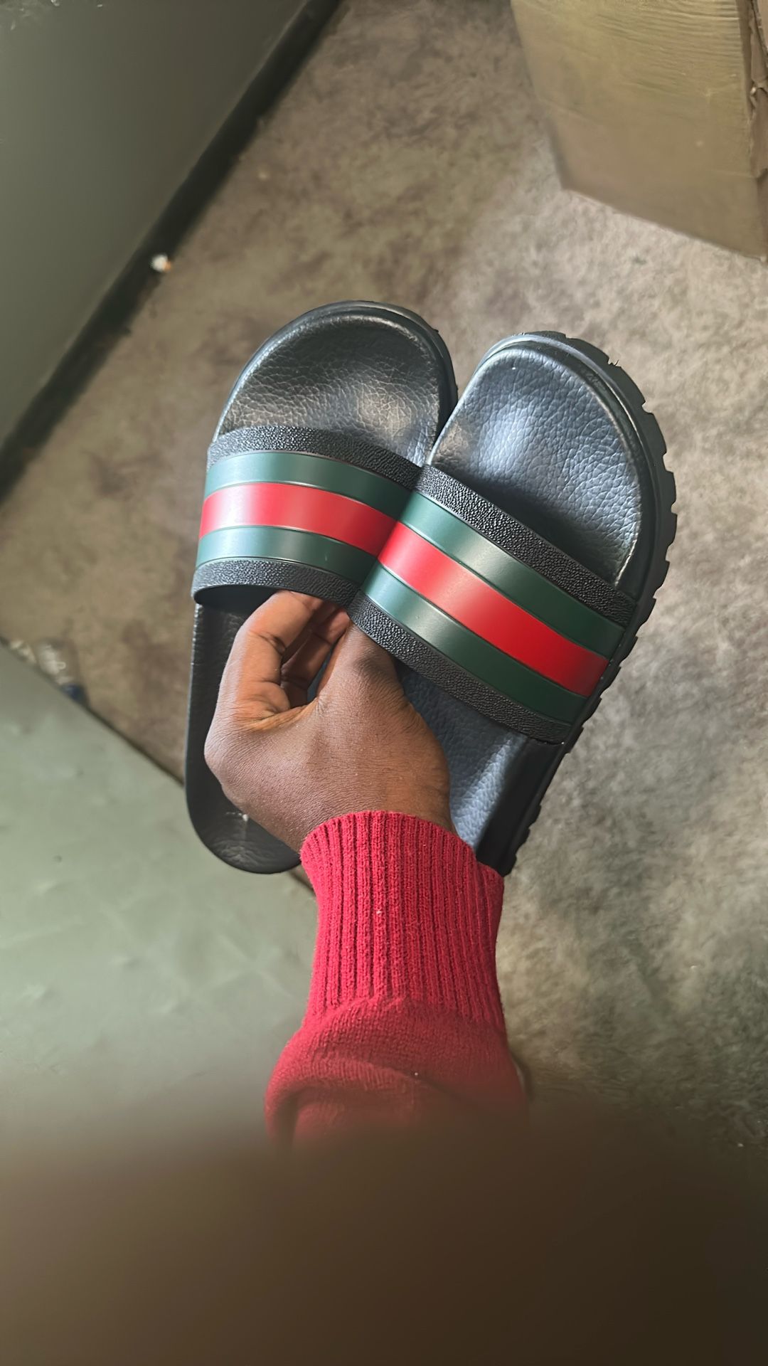 Gucci slides Size 11