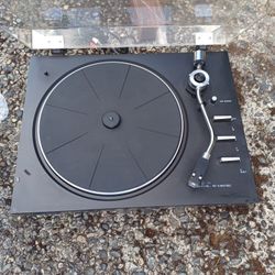 JVC TURNTABLE  JL A-20