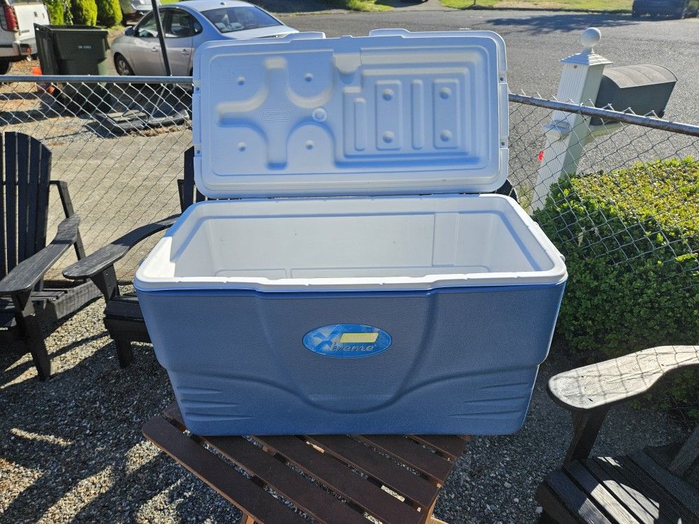 Coleman ice chest.