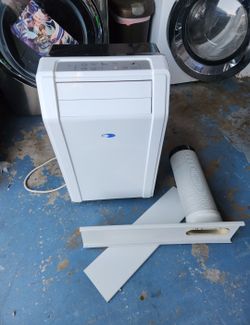Like new portable ac with hose/ window kit/ works like/ blows ice cold air fast/ 10,000 btu/ can test before buying