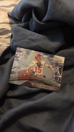 Patrick Mahomes prizm break card