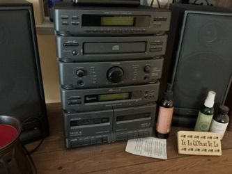 CD player and stereo system