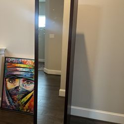 Mirror/Dresser/bookshelf 