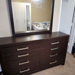 Mirror and Dresser Set