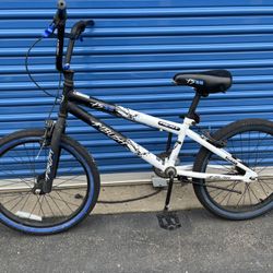 Kids Bikes Both Sold Together (additional frame Included) for ONLY $25