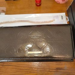 Woman's Clutch Wallet 