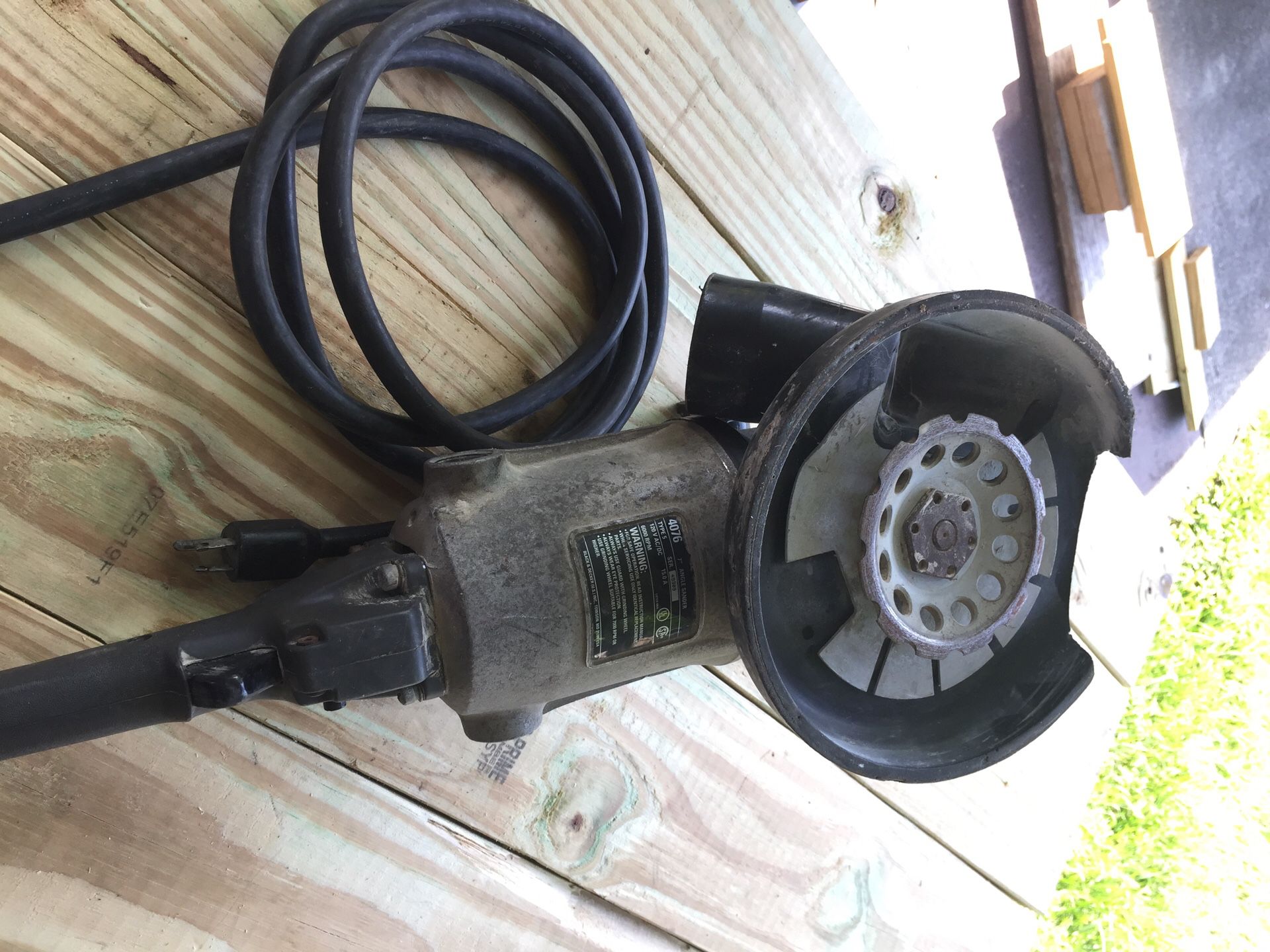 Angle Grinder - Black and Decker 7750 Type 3 for Sale in Boca