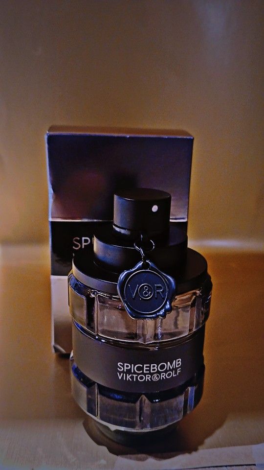 SPICE BOMB "EAU DE PARFUM"