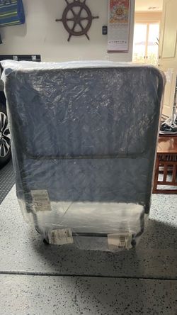 Millard rolling Folding Bed