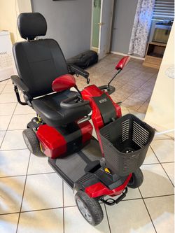 2024 Pride Victory LX Sport 4-Wheel Mobility Scooter | Like New | Charger Included