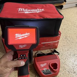 Milwaukee M12 12V Lithium-Ion Cordless M-SPECTOR 360-Degree 4 ft. Inspection Camera Kit