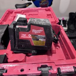 Milwaukee And Dewalt Tools