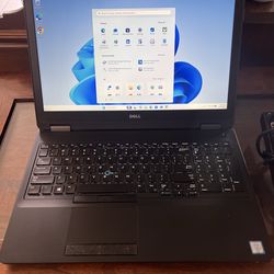 Dell Latitude E5570 Laptop Win11