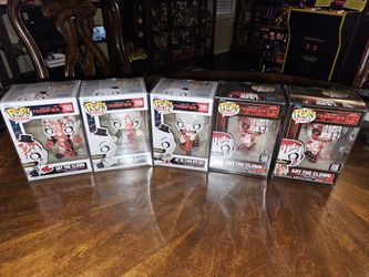 DAVID HOWARD THORNTON ART THE CLOWN AND DIRECTOR DAMIEN LEONE FROM TERRIFIER SIGNED FUNKO POPS!!!