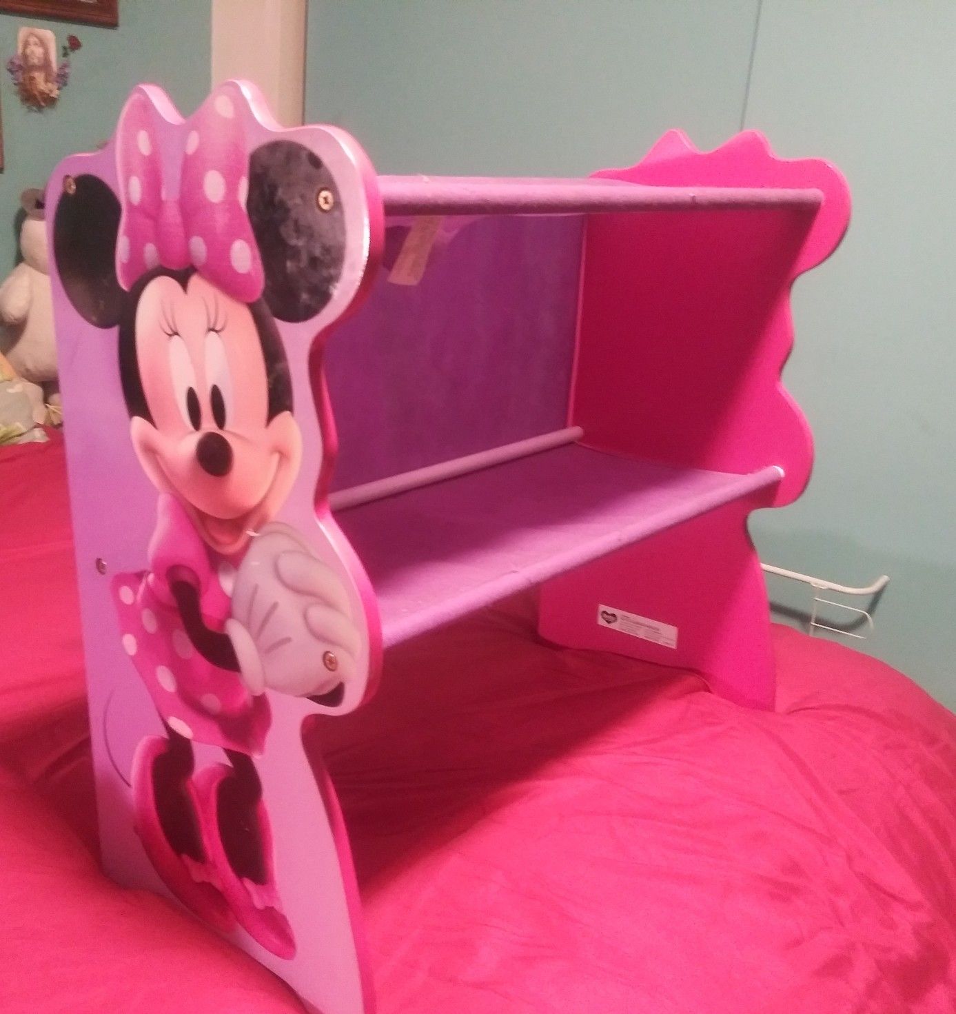 Minnie Mouse shelf