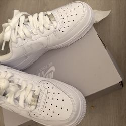 Nike Air Force 1