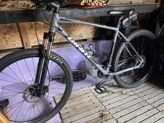 Giant Bike Bicycle Like In New 