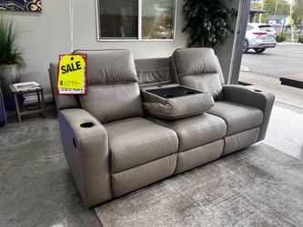 2pc Reclining Sofa and Loveseat Set