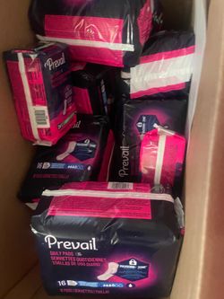 Woman’s Pads & Liners box full