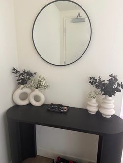 Console table + mirror and decor