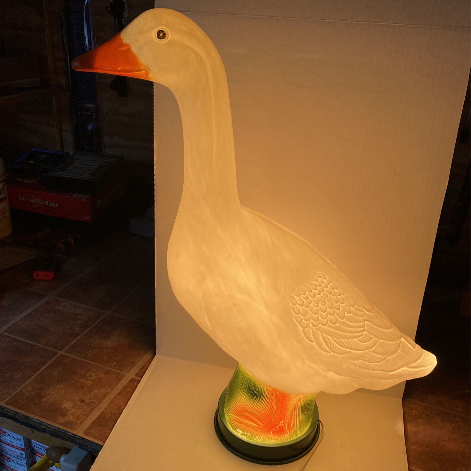 Vintage Gladys Goose Blow Mold Duck Light W/ Metal Base