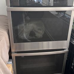 GE Double Wall Oven – Stainless Steel – Excellent Condition