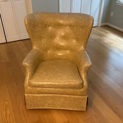 Mid century Cream vinyl Wing Back Chair
