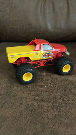 Carolina Crusher Plastic Model 