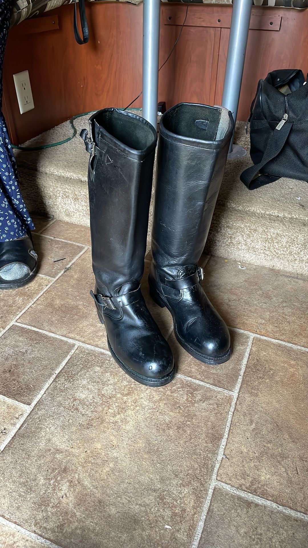 Chippewa leather boots 8 1/2 nine size