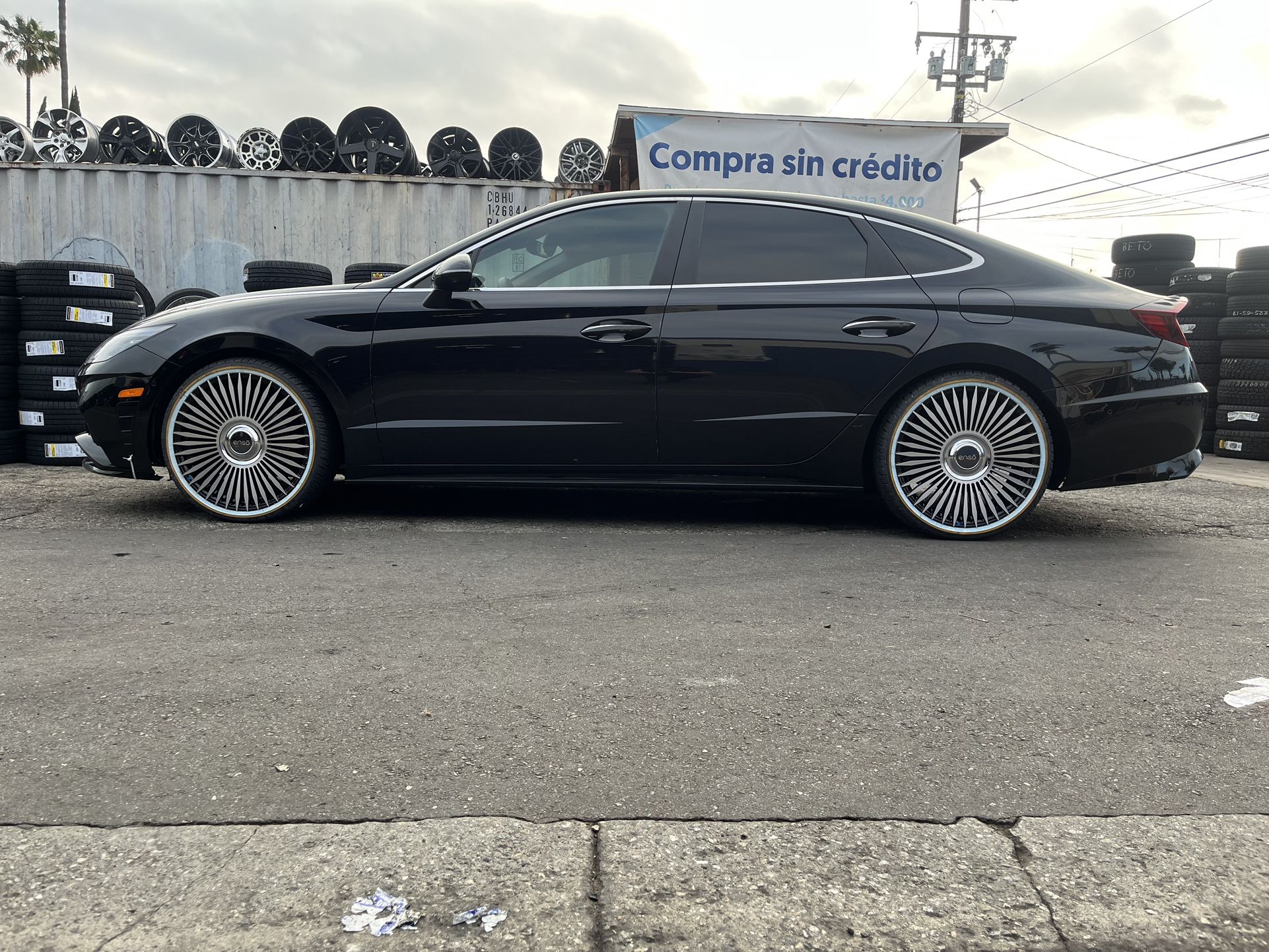 20” Enso Wheels And Vogue Tires (package Deal)