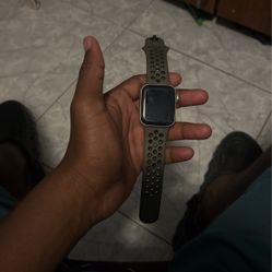 Apple Watch SE 40mm