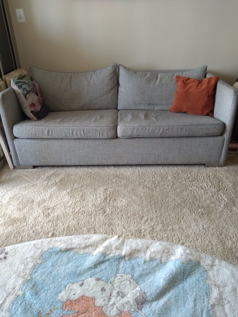 Large Custom Made Crate And Barrel Sleeper Sofa. Hounds Tooth Fabric. Very Comfortable Foam mattress.