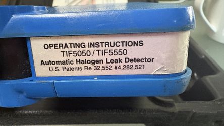 L@@K TIF INSTRUMENTS 500 HALOGEN HFC CFC HCFC LEAK DETECTOR W/CASE
