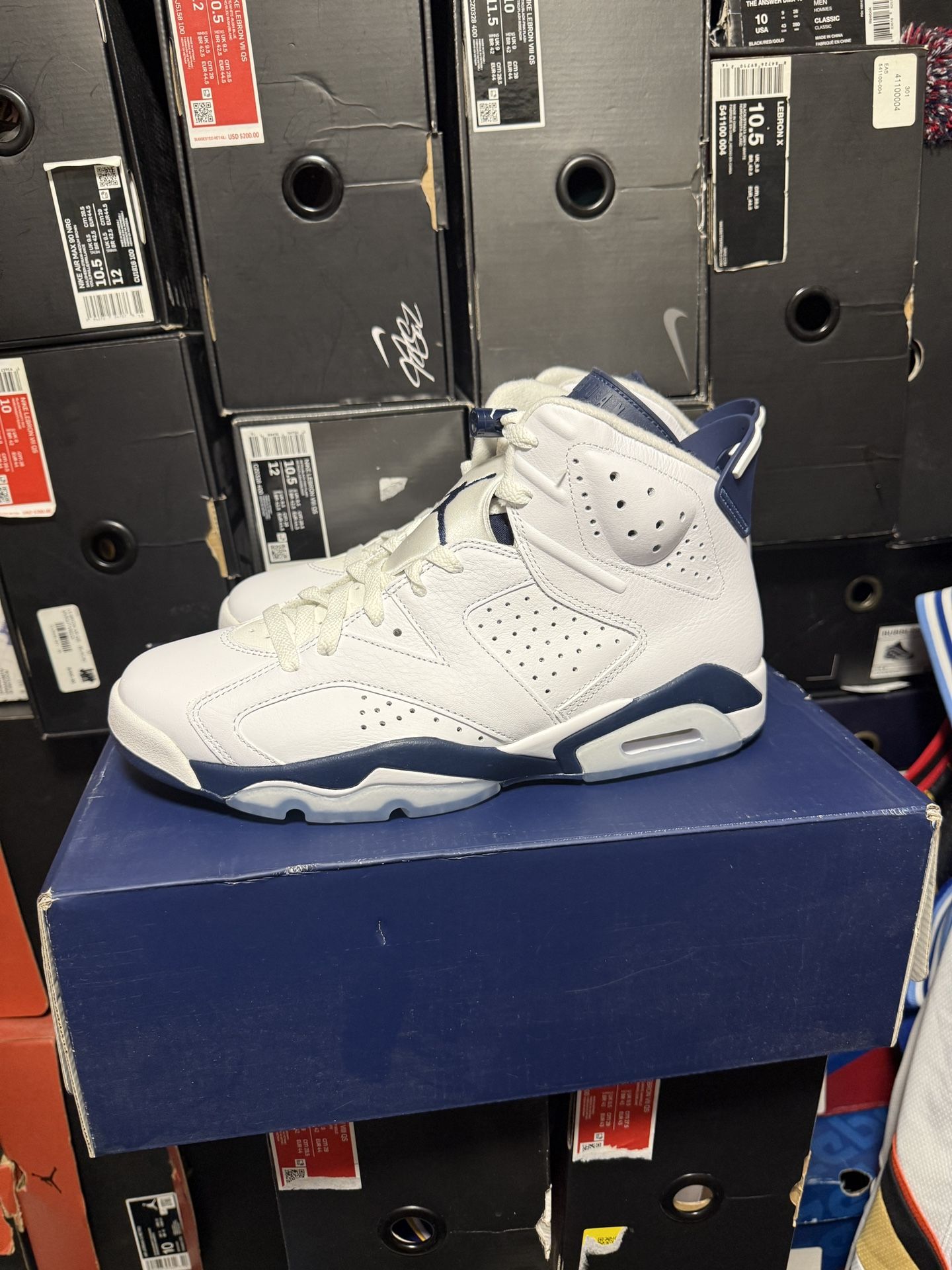 Jordan Retro 6 Navy Size 10.5 Brand New