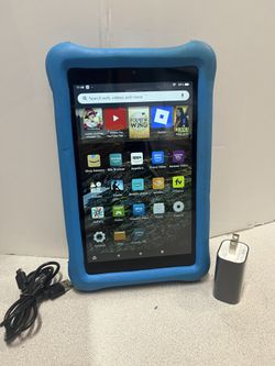 AMAZON Fire HD 8 WiFi Tablet w/Alexa 8” 32GB-Black  
